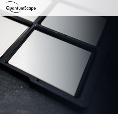 QuantumScape开测首款10层微型固态电池.jpg