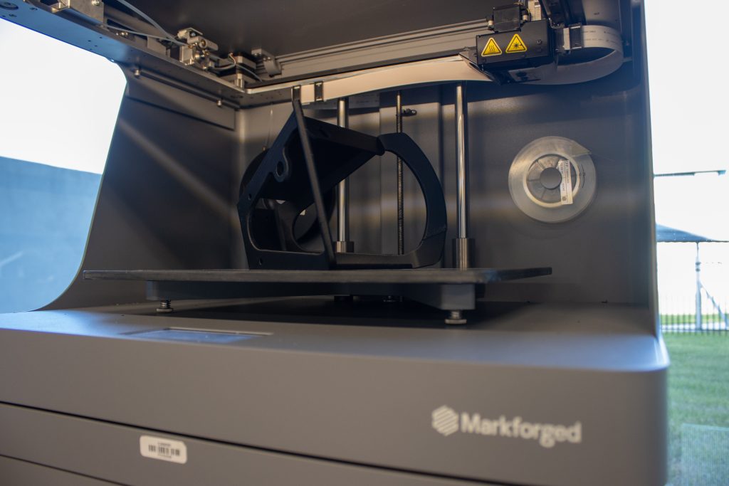 3D打印方向盘原型作为官方第一个合作项目